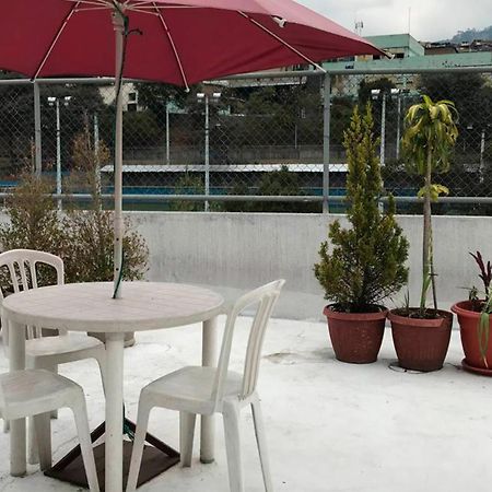 Tin House Quito Hotel Buitenkant foto