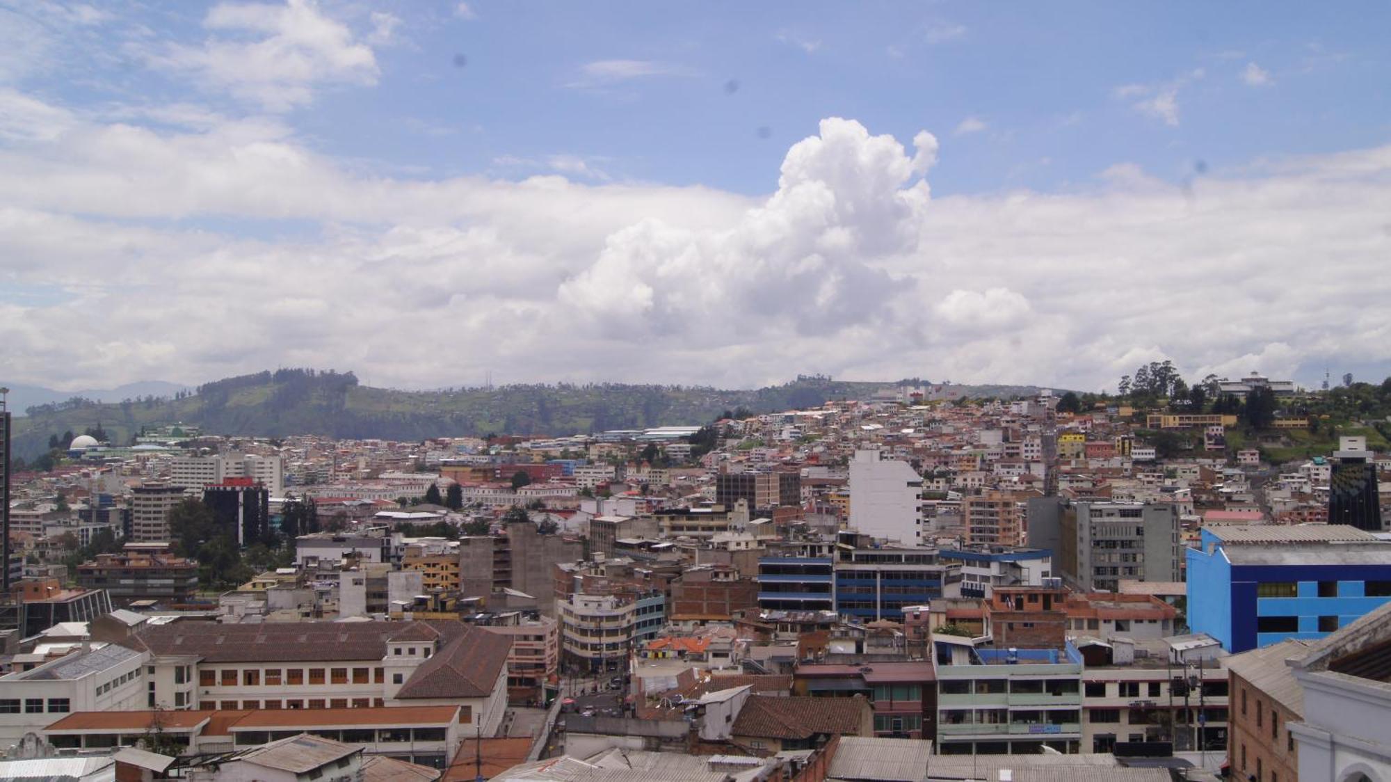 Tin House Quito Hotel Buitenkant foto