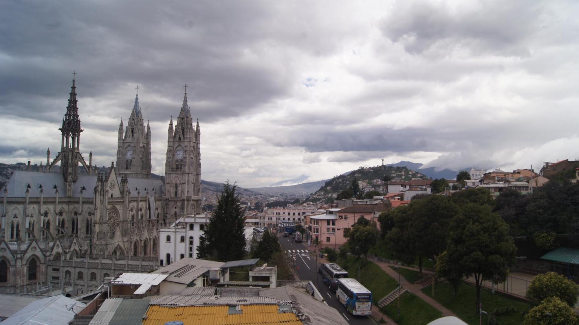 Tin House Quito Hotel Buitenkant foto