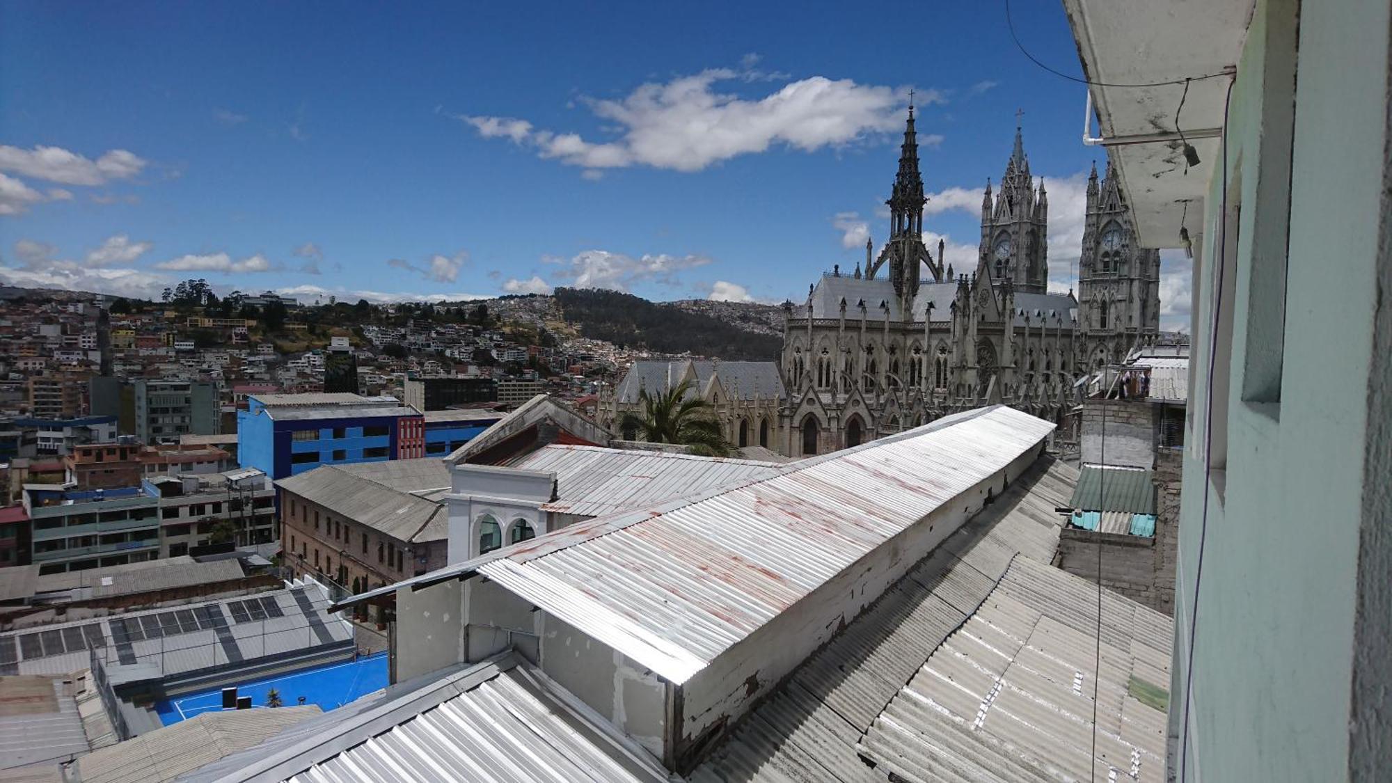 Tin House Quito Hotel Buitenkant foto